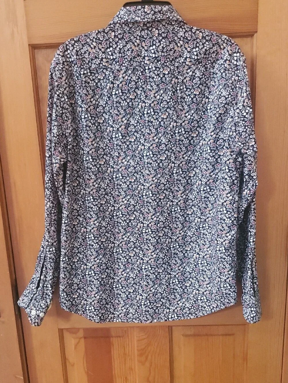 Banana Republic Men’s Navy Blue Floral Button-Down Shirt L